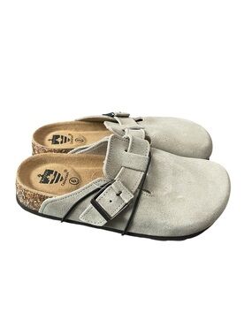 Royal Canadian - Suede Clog